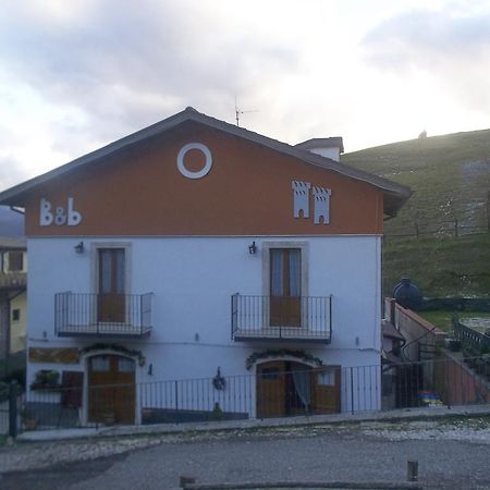 페스카세롤리 Le Antiche Torri B&B 외부 사진