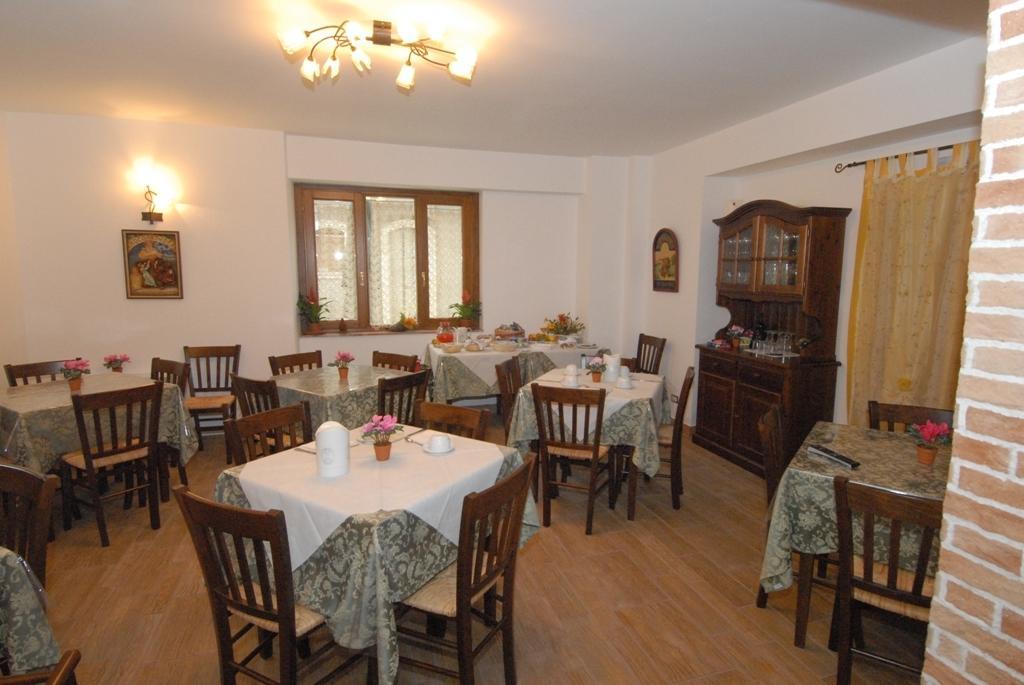 페스카세롤리 Le Antiche Torri B&B 외부 사진