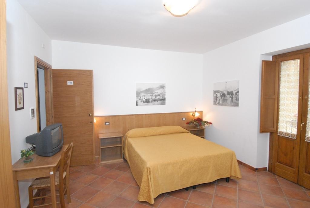 페스카세롤리 Le Antiche Torri B&B 객실 사진